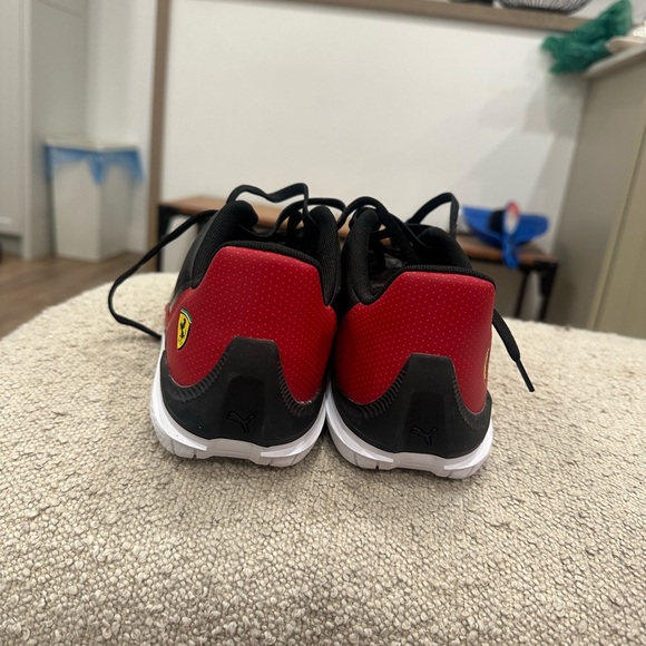 Ferrari x puma shoes - Picture 5 of 5